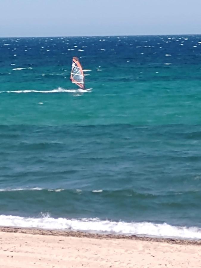 In Front Of The Beach - La Terrazza Sul Mare 플루미니 디 콰르투 외부 사진
